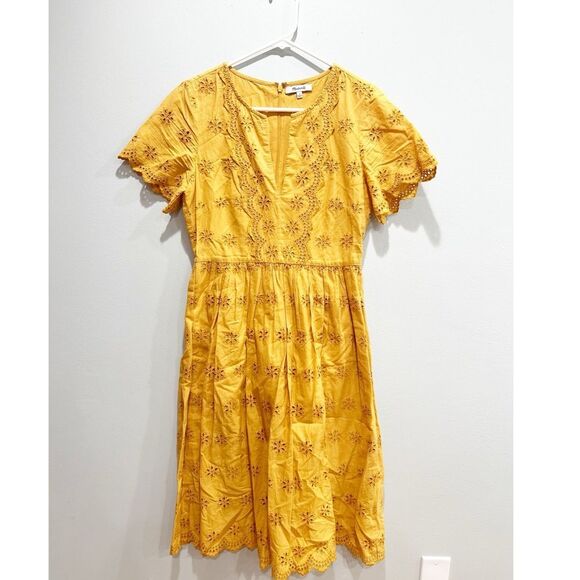 Madewell scalloped eyelet midi dress yellow - Picture 3 of 6